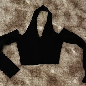 H&M Black Deep V-Neck Long Sleeve Crop Top